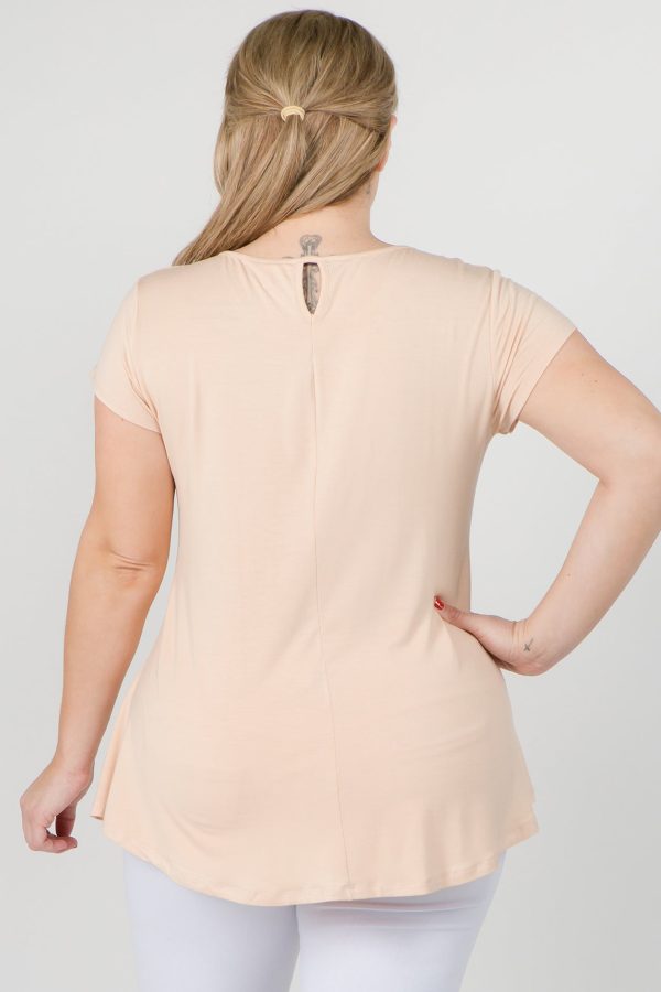 Plus Size Keyhole Short Sleeve Top For Cheap - Image 4