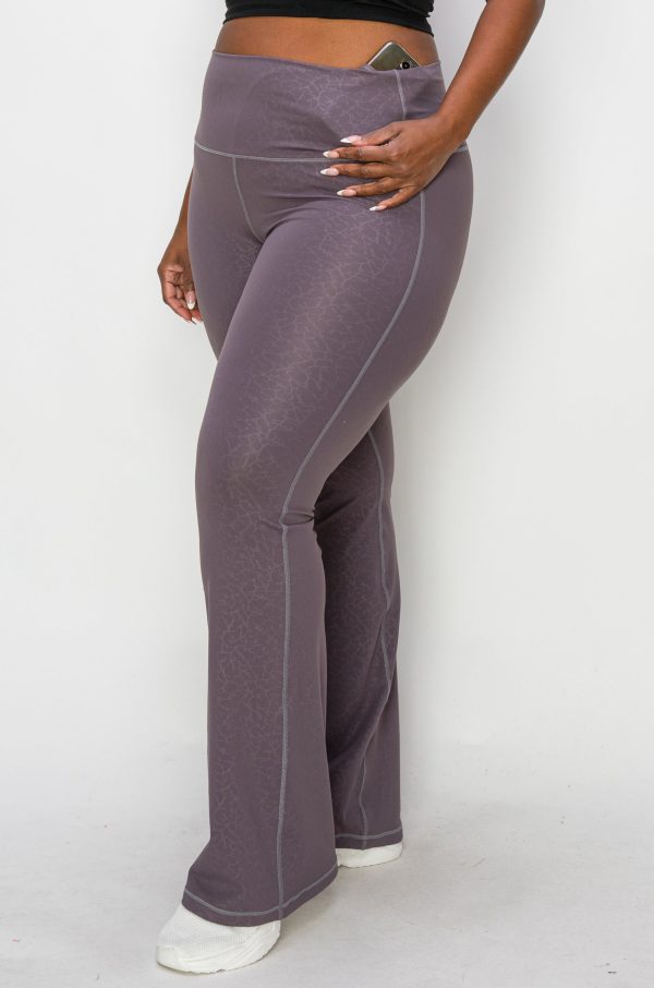 Plus Size Women’s High Rise Printed Flared Yoga Pants Hot on Sale - Image 5