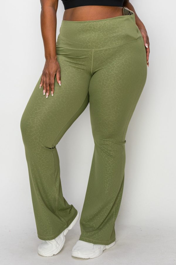 Plus Size Women’s High Rise Printed Flared Yoga Pants Hot on Sale - Image 2