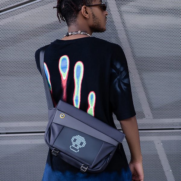 Divoom Sling Bag-V Pixel Art LED Sling Bag Supply - Image 2